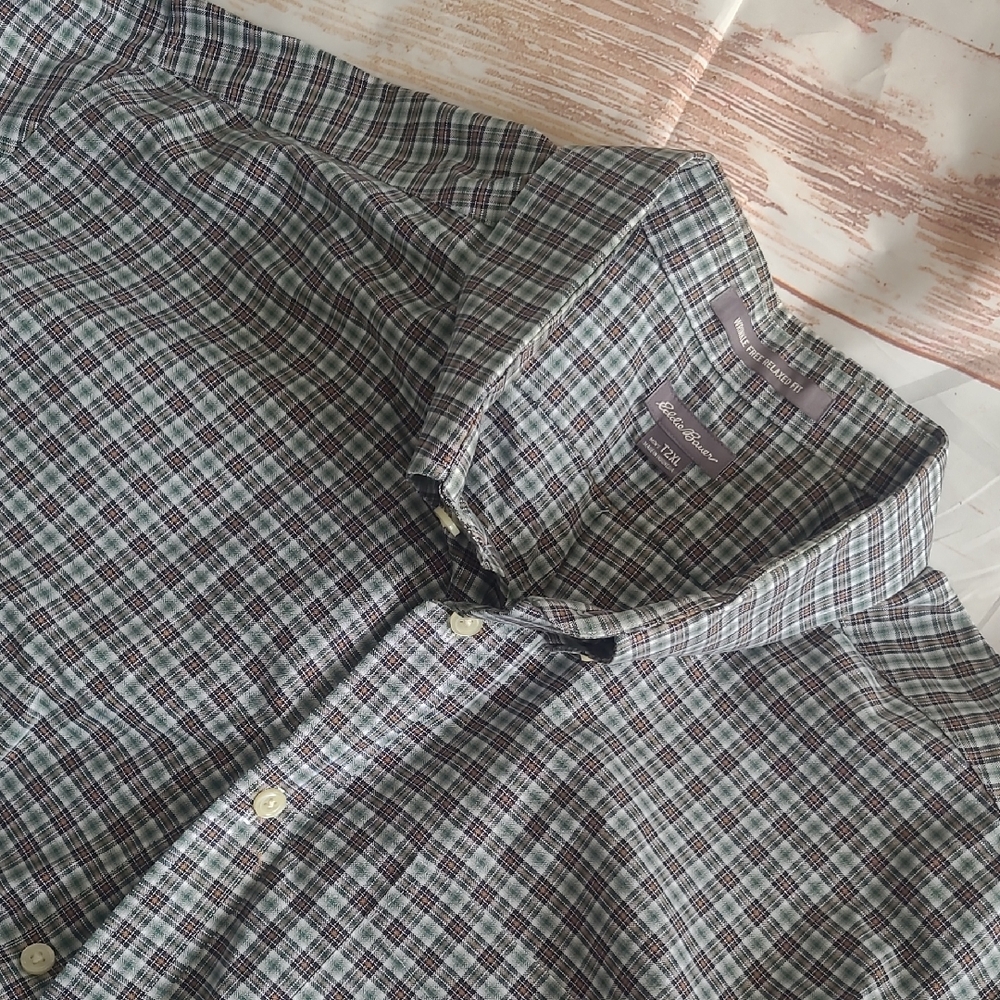 Eddie Bauer ..‎ Wrinkle Free Relaxed Fit .. Long Sleeve ..  T2XL ..